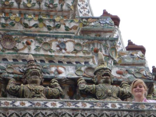 Verziehrung an einer Pagode am Wat Arun